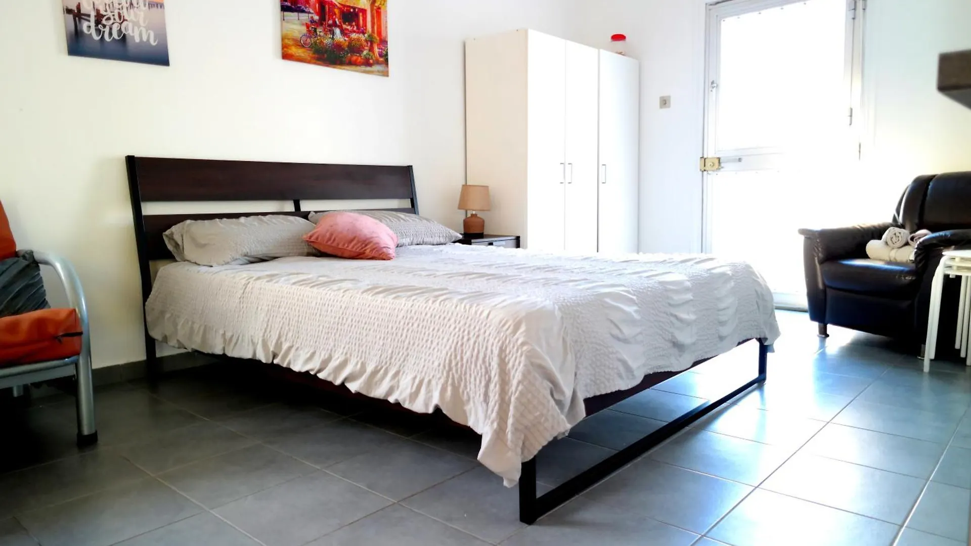 Modern Larnaca Beach Apartment